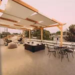 Sirens Luxury 4*