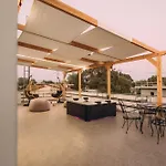 Aparthotel Sirens Luxury Palouki