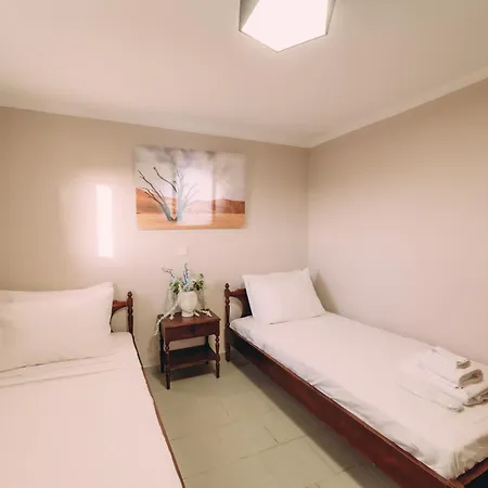 Sirens Luxury Apartahotel Palouki