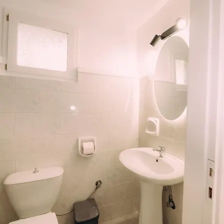 Sirens Luxury Aparthotel Palouki