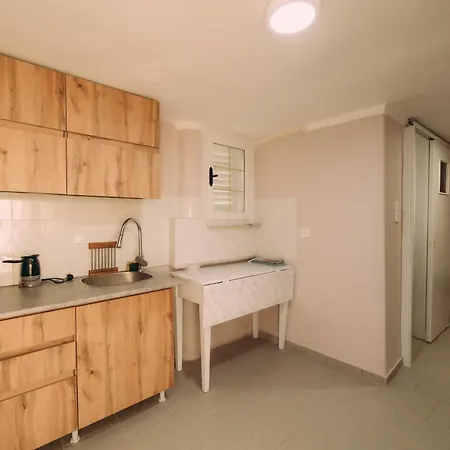 Sirens Luxury Palouki