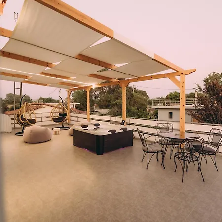 Sirens Luxury 4*