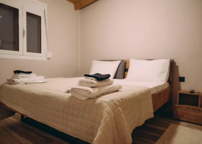 Ξενοδοχείο με διαμερίσματα Sirens Luxury Palouki