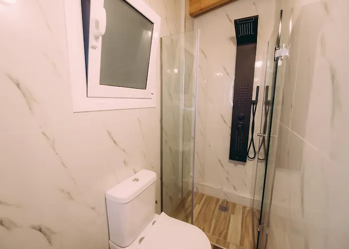 Sirens Luxury Aparthotel 4*