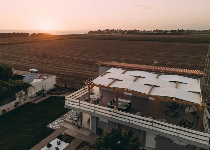 Sirens Luxury Ξενοδοχείο με διαμερίσματα 4*