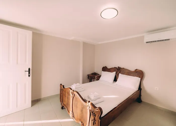 Sirens Luxury Aparthotel